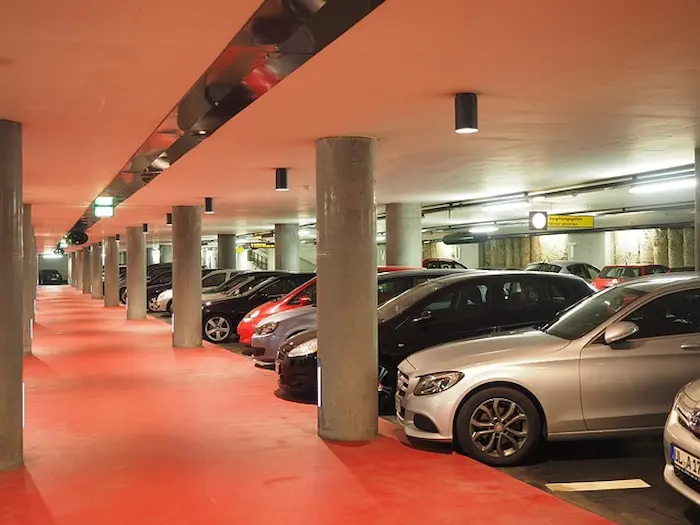 Riders SAC y sus soluciones inteligentes para estacionamientos modernos