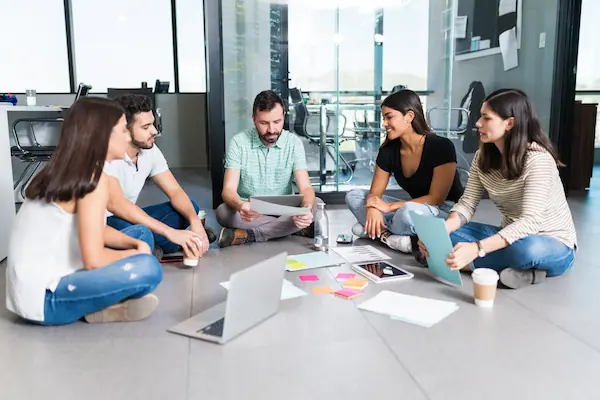 Equipos de marketing estructura, roles y cómo organizarlos según tus objetivos