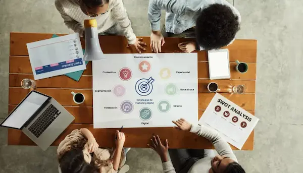 10 Ideas de marketing offline que siguen funcionando en la era digital