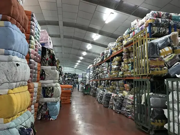 Qué necesitas antes de importar ropa a Perú